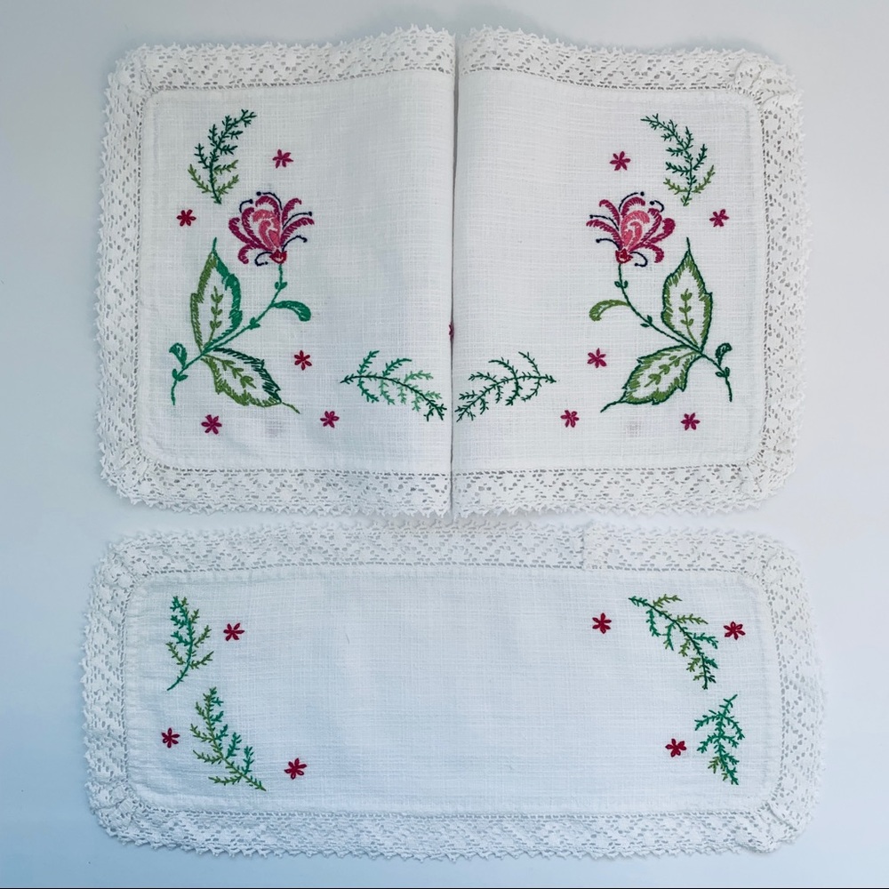 Vintage Hand Embroidered Lace Doily Set of 3